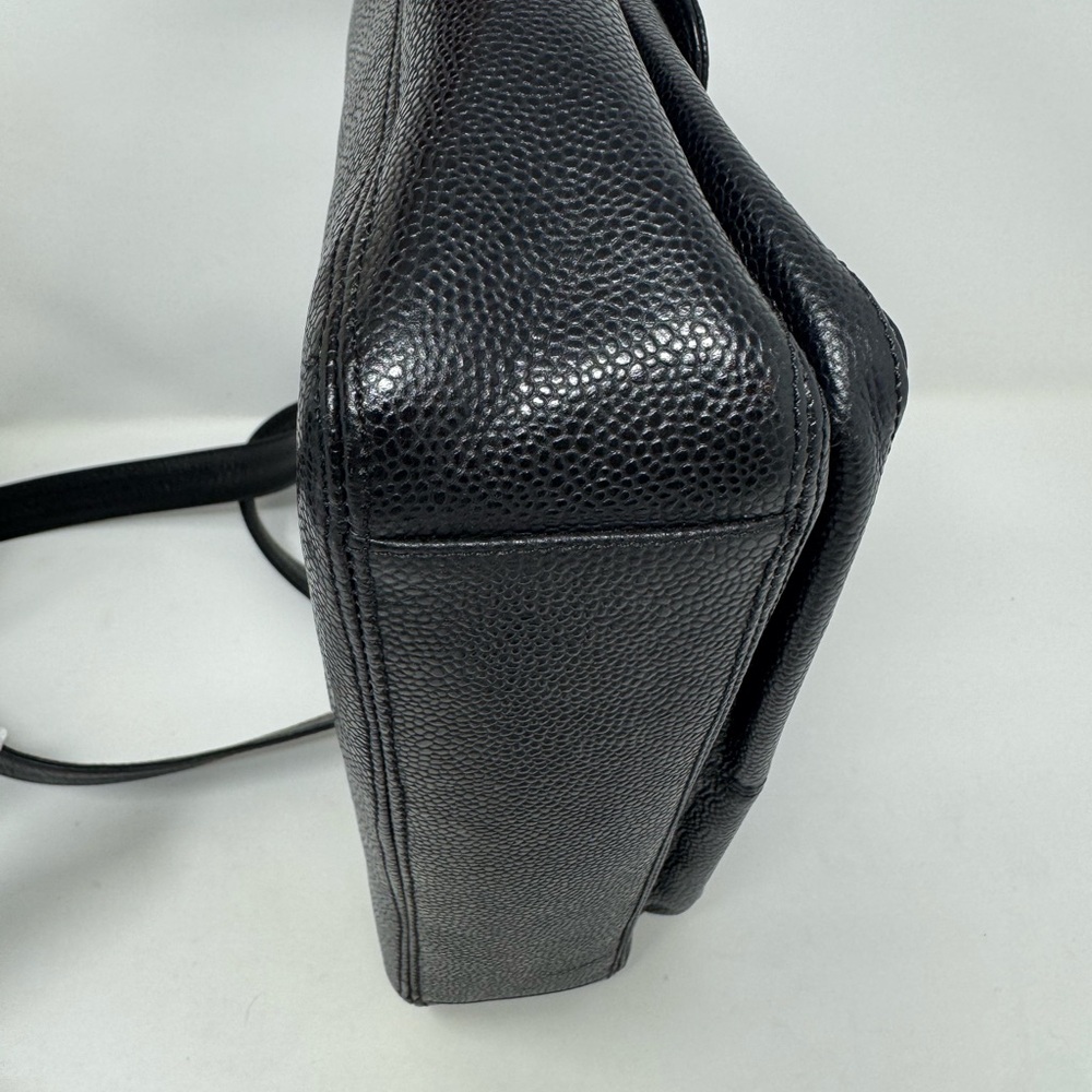 💯 Authentic Chanel Black Caviar CC  24K gold plated hardware Shoulder Bag - Picture 10 of 13